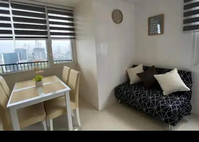 Aparthotel Calyx Residences High End 1 Bedroom Unit 4*
